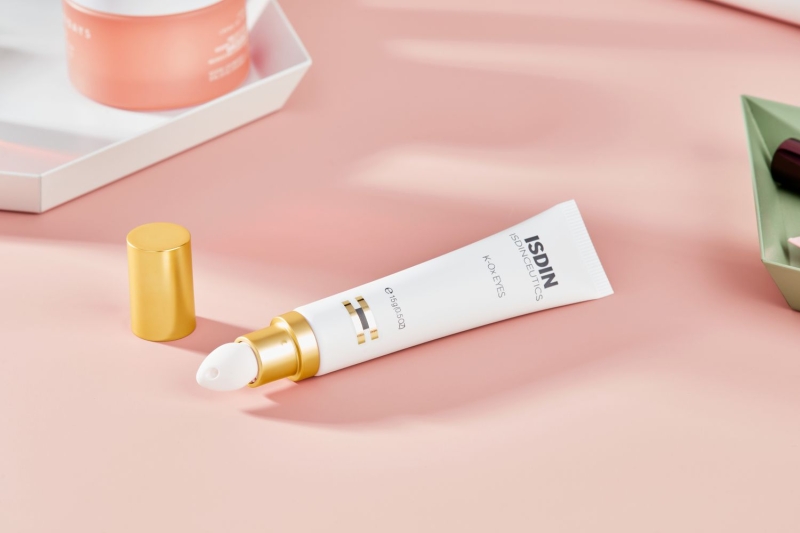 A good eye cream for puffiness should not only help drain excess under-eye fluid quickly for a smooth, even-looking skin surface that brightens your entire face, but also address fine lines, dark circles, and dryness. Shop our editor-tested picks now.