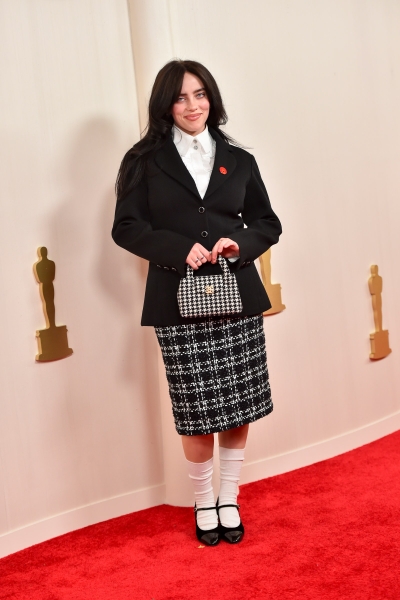 At the Oscars, Billie Eilish Turns to Tweed