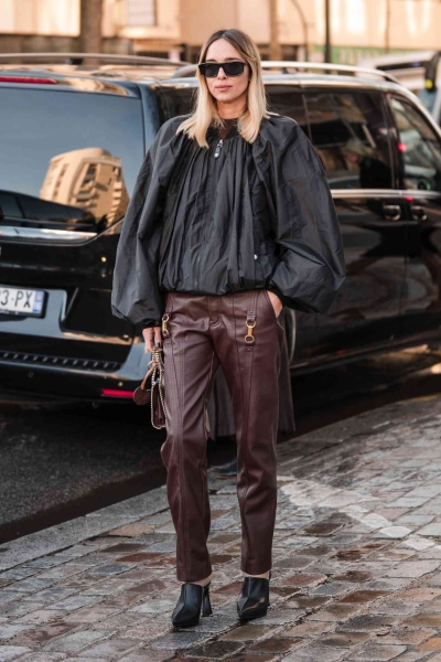 Brown pants are just as versatile as black or tan ones, but if you're unfamiliar with how to style your brown trousers, jeans, or leather pants, we've got inspiration for you.