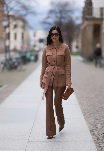 Brown pants are just as versatile as black or tan ones, but if you're unfamiliar with how to style your brown trousers, jeans, or leather pants, we've got inspiration for you.