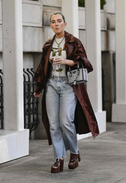 Mom jeans are a tried and true denim style that's not going anywhere anytime soon. So why not embrace the relaxed fit and elevate things by wearing them with eye-catching yet practical shoes.