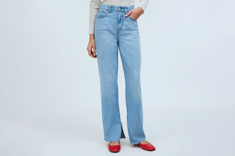 Pamela Anderson wore a pair of relaxed straight-leg jeans in Los Angeles. I found 10 similar slouchy straight jeans that are perfect for spring from Levi’s, Gap, and Madewell starting at $34.