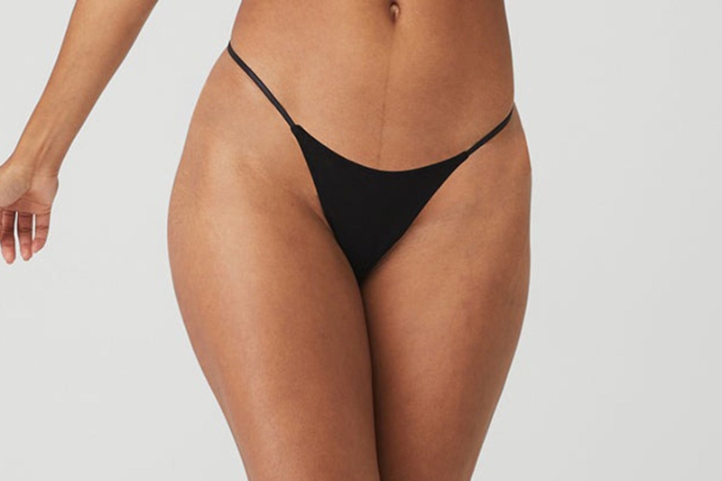 The Alo Venus Airmesh Thong is a comfortable, invisible thong that goes undetected underneath skin tight leggings. Shop the comfy Alo thongs I swear by in various colors and sizes.