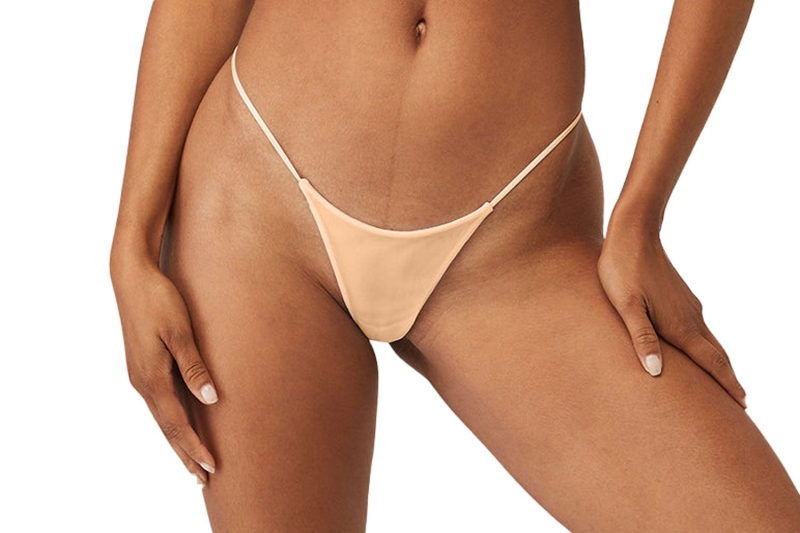 The Alo Venus Airmesh Thong is a comfortable, invisible thong that goes undetected underneath skin tight leggings. Shop the comfy Alo thongs I swear by in various colors and sizes.