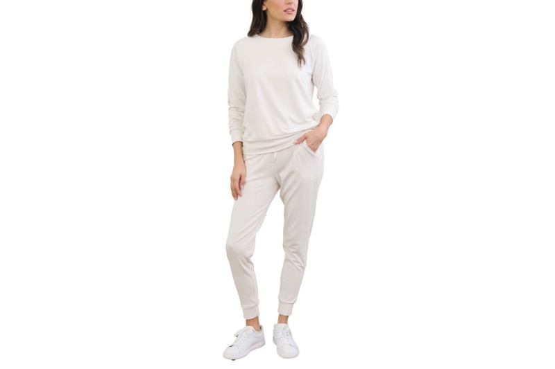 The Cozy Earth Bamboo Jogger is on sale for a limited time. Shop the Oprah-approved, buttery-soft and flattering sweatpants 20 percent off during the Cozy Earth Spring Sale, where they’re discounted in numerous colors.