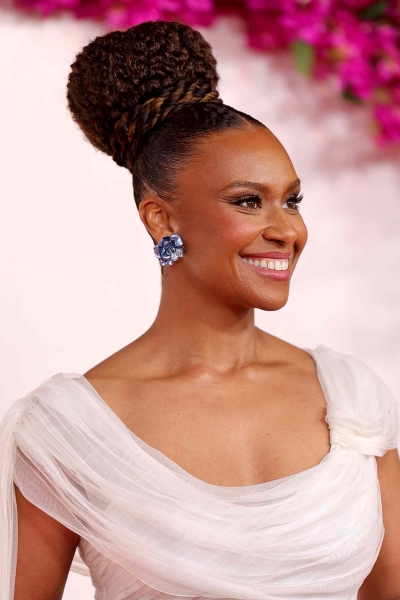 The top knot was all over the red carpet at the 2024 Academy Awards. Browse all of the top-knot styles at the Oscars.