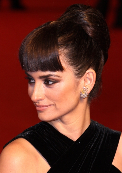 As She Turns 50, A Look Back At Penélope Cruz’s Very Best Beauty Moments