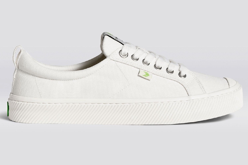 Cariuma’s comfortable sneakers have been worn by Brooke Shields, Alexandra Daddario, and fashion editors alike. Right now, you can shop the comfy sneakers Hollywood loves for 25 percent off during InStyle’s InSider Sale.