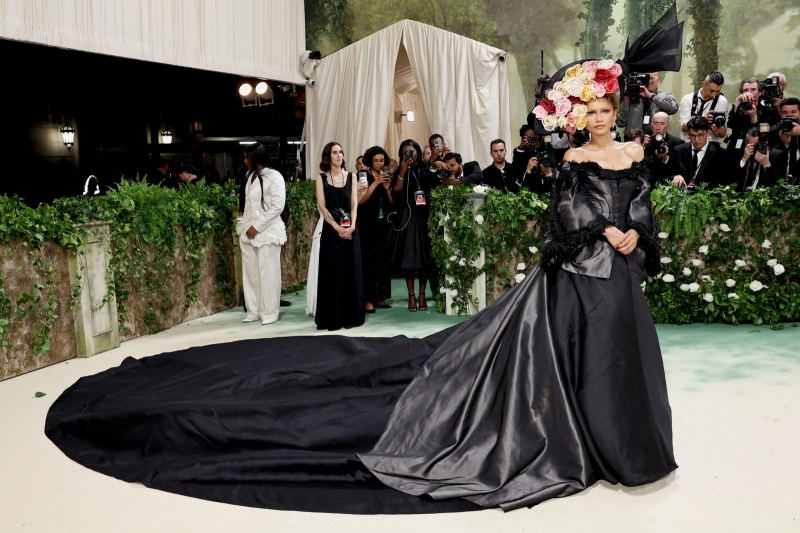 Ayo Edebiri Bloomed at the 2024 Met Gala