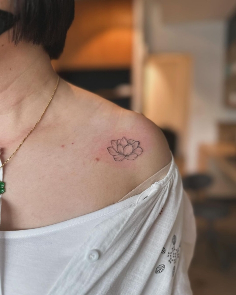 Floral tattoos are timeless, personal, and packed with meaning. These 30 flower tattoo ideas will help to inspire your next ink session.