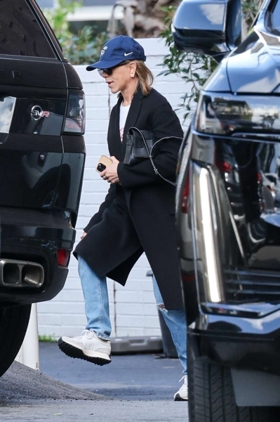 Jennifer Aniston and Meghan Markle have worn Balance sneakers, and the comfortable tennis shoes are up to 30 percent off at Amazon. Shop styles like the V3 Sneaker and Nergize V3 Cross Trainer for less, starting at $49.