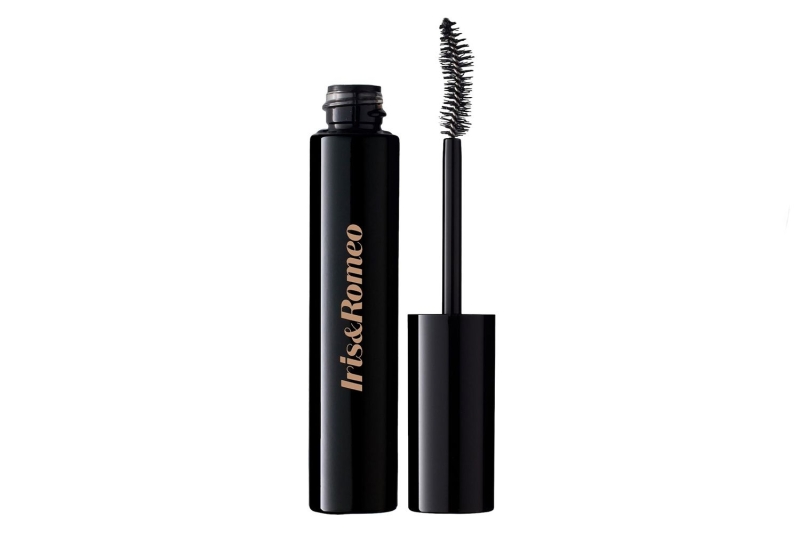 Meg Ryan wore Iris and Romeo’s new Lash Up Peptide Thickening Mascara to the Met Gala. Shop her entire Iris and Romeo look at Sephora and Credo Beauty.
