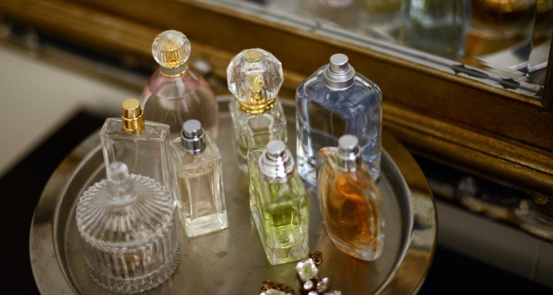 Signature scents are trending in a big way, and getting to know the best pulse points for perfume is one of the easiest ways to elevate your carefully chosen fragrance.