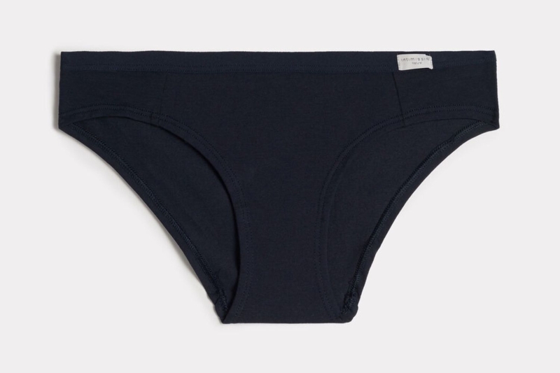 The comfiest underwear styles a shopping editor owns are from Hanes, Fruit of the Loom, Hanky Panky, Intimissimi, LDMA, Skims, and more. Shop them starting at just $2 apiece.