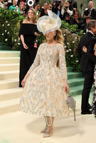 The Story Behind Sarah Jessica Parker’s 2024 Met Gala Birdcage Dress